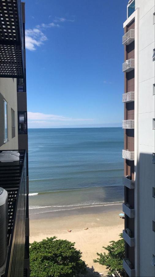 Apto Pe Na Areia - Centro De Balneario Camboriu Bagian luar foto