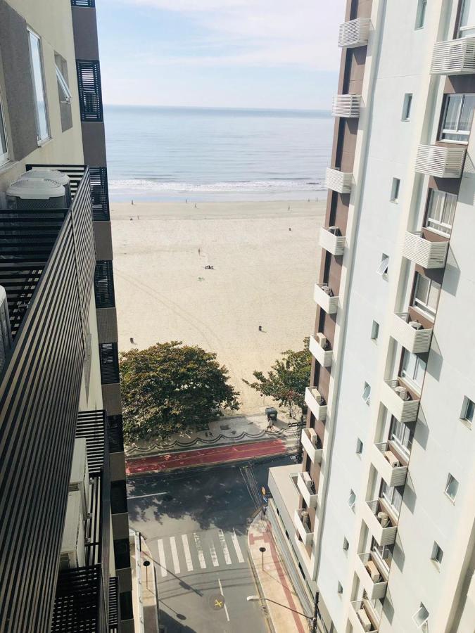 Apto Pe Na Areia - Centro De Balneario Camboriu Bagian luar foto